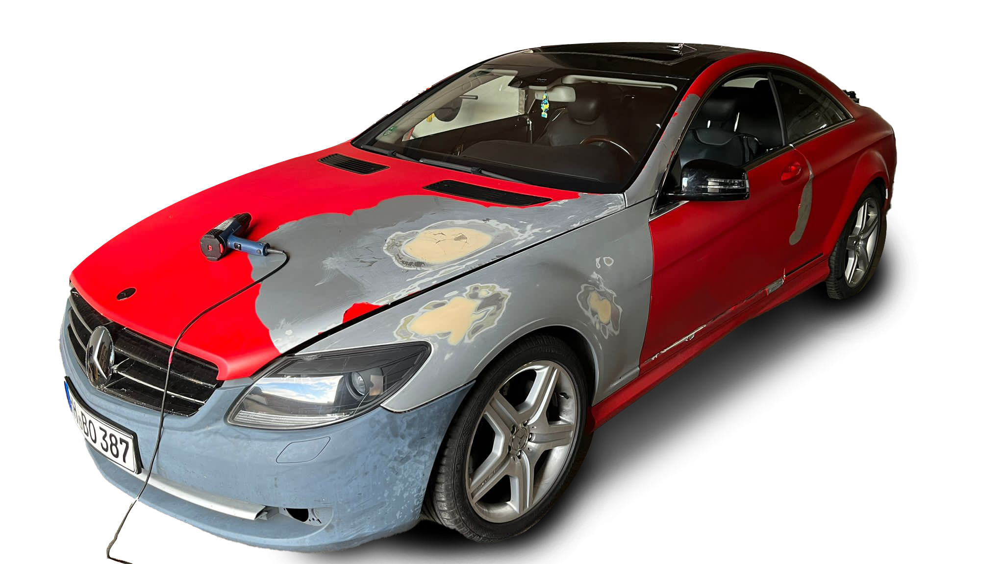 Rat tuning am roten Auto